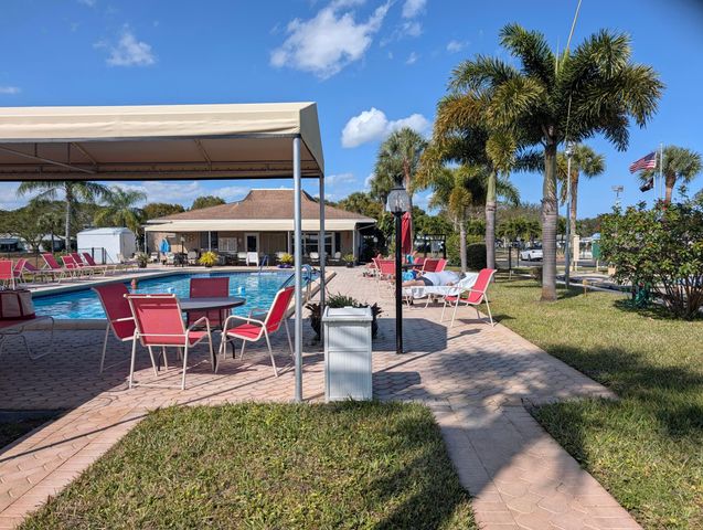 160 High Point Terrace E C, Delray Beach, FL 33445