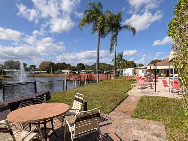 160 High Point Terrace E C, Delray Beach, FL 33445