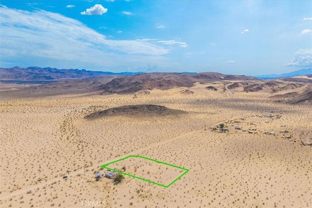 68840 Mesa Drive, 29 Palms, CA 92277