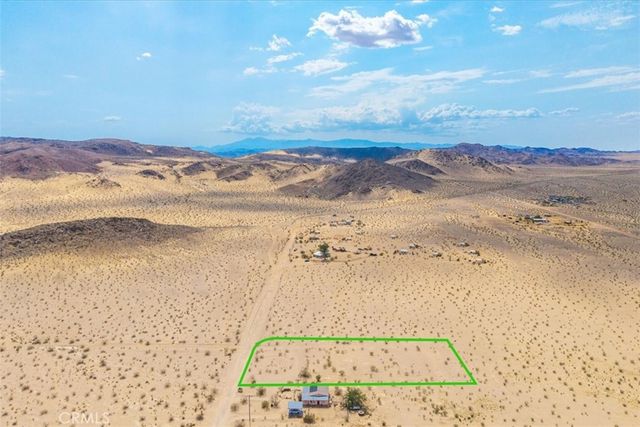 68840 Mesa Drive, 29 Palms, CA 92277