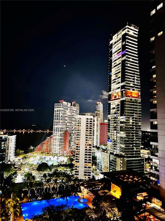 185 SE 14th Ter 2809, Miami, FL 33131