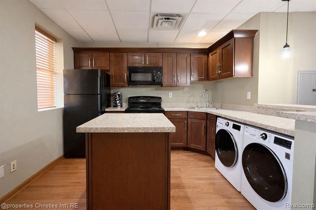 35 N Saginaw Street 2, Pontiac, MI 48342