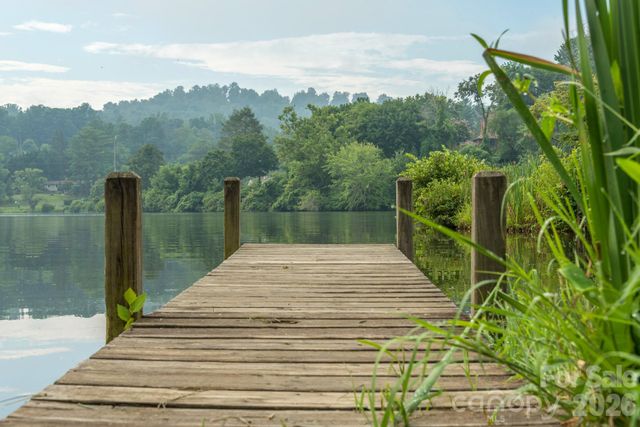 510 Sweetspire Ridge, Asheville, NC 28804