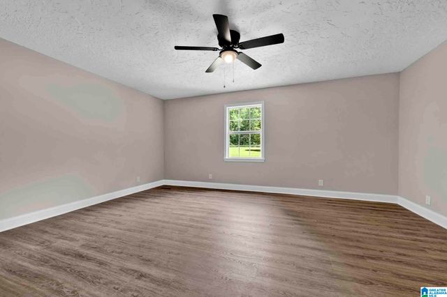 600 HOLT CIRCLE, Hayden, AL 35079