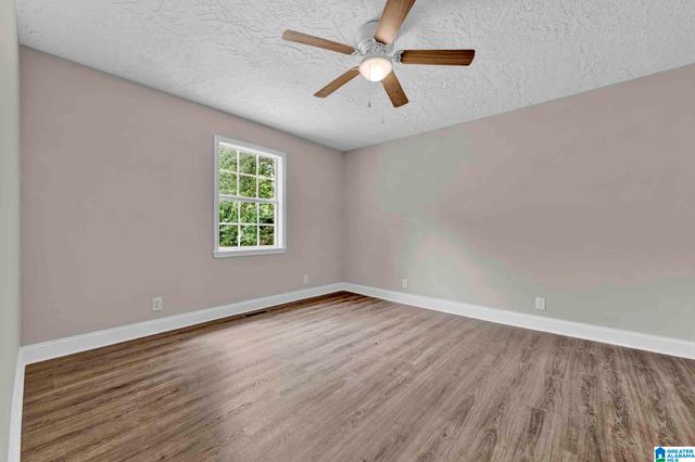 600 HOLT CIRCLE, Hayden, AL 35079