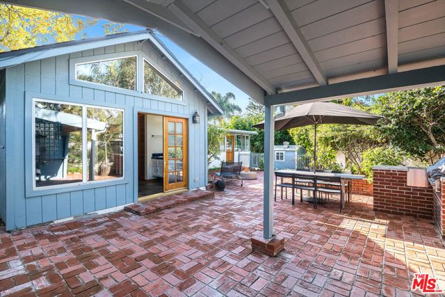 2924 Manning Avenue, Los Angeles, CA 90064