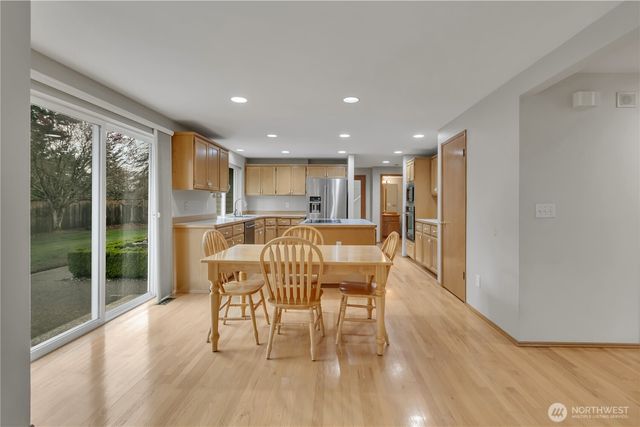 26105 159th Place SE, Covington, WA 98042