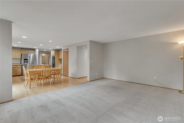 26105 159th Place SE, Covington, WA 98042