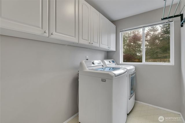 26105 159th Place SE, Covington, WA 98042