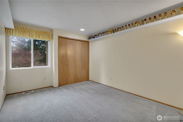 26105 159th Place SE, Covington, WA 98042