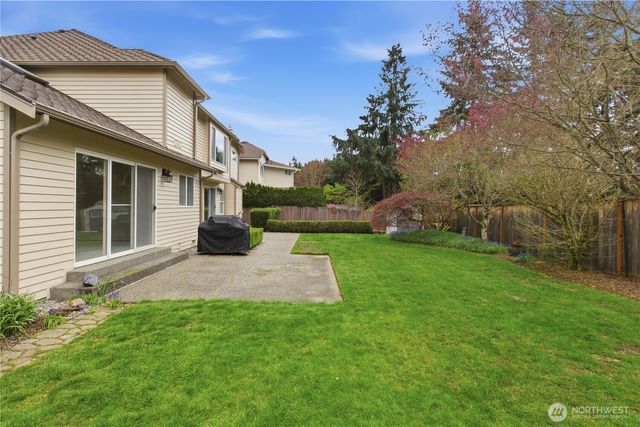 26105 159th Place SE, Covington, WA 98042