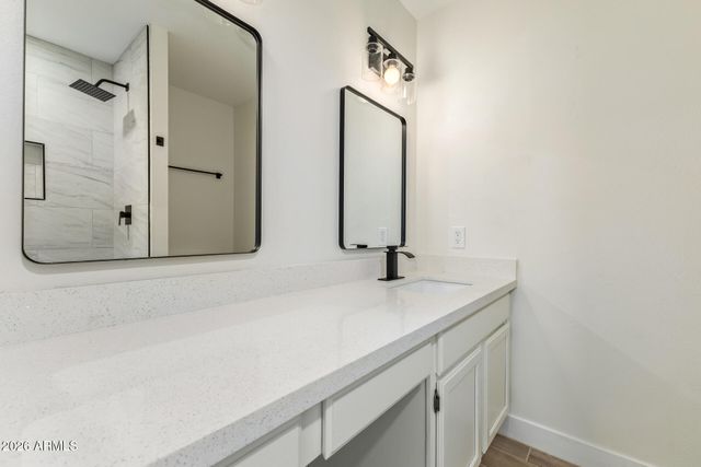 3030 W TUCKEY Lane, Phoenix, AZ 85017