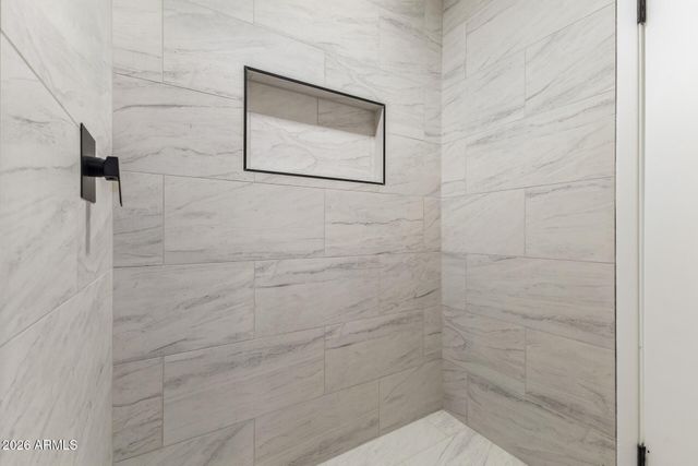 3030 W TUCKEY Lane, Phoenix, AZ 85017