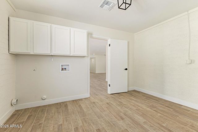 3030 W TUCKEY Lane, Phoenix, AZ 85017