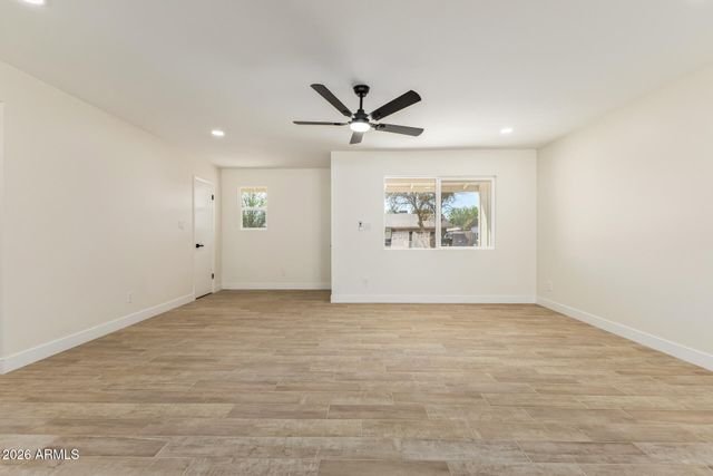 3030 W TUCKEY Lane, Phoenix, AZ 85017