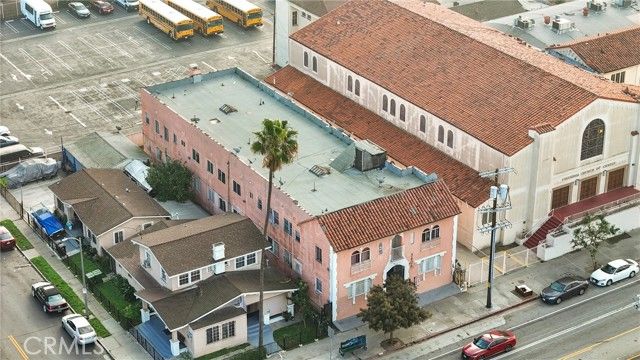 5606 S Figueroa, Los Angeles, CA 90037