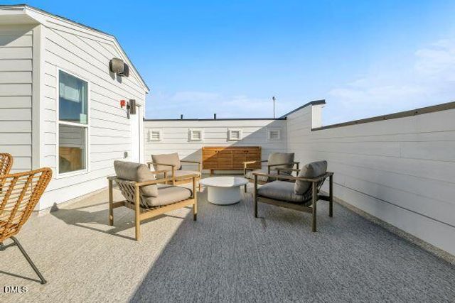 605 Hedrick Ridge Road 301, Cary, NC 27519