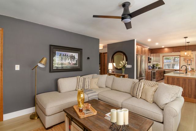 195 Ludora Drive, Shell Knob, MO 65747