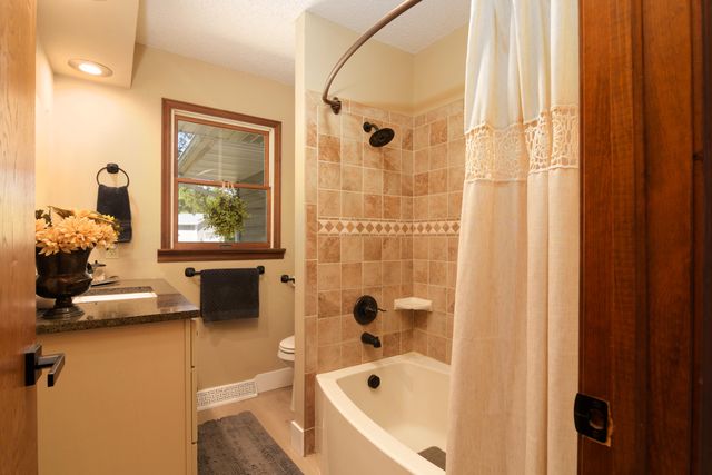 195 Ludora Drive, Shell Knob, MO 65747