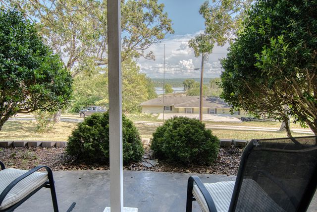 195 Ludora Drive, Shell Knob, MO 65747