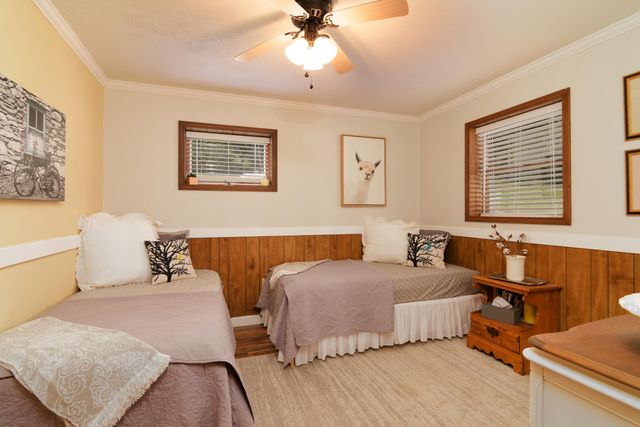 195 Ludora Drive, Shell Knob, MO 65747