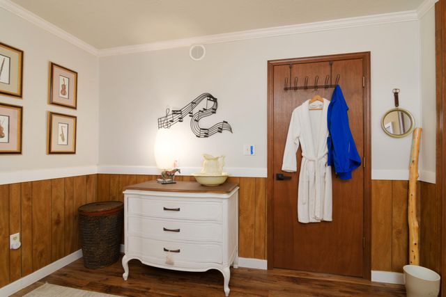 195 Ludora Drive, Shell Knob, MO 65747