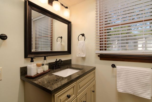 195 Ludora Drive, Shell Knob, MO 65747