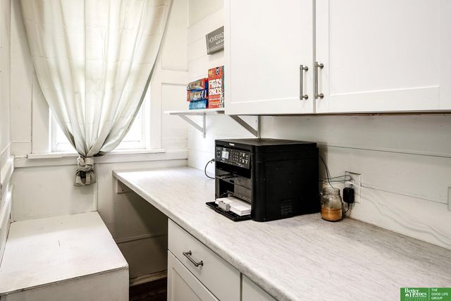 2524 Fort Street, Omaha, NE 68111