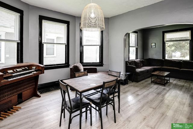 2524 Fort Street, Omaha, NE 68111