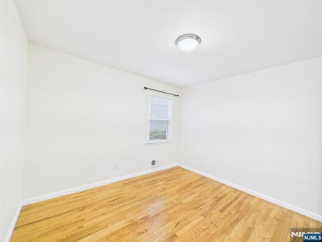 114 Ackerman Avenue, Ridgewood, NJ 07450
