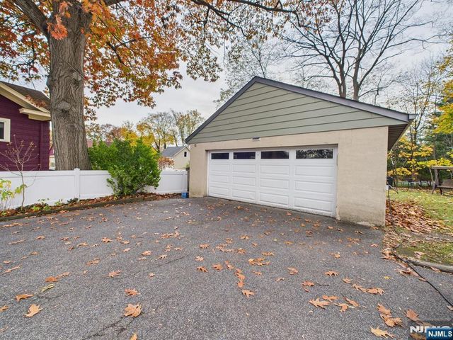 114 Ackerman Avenue, Ridgewood, NJ 07450