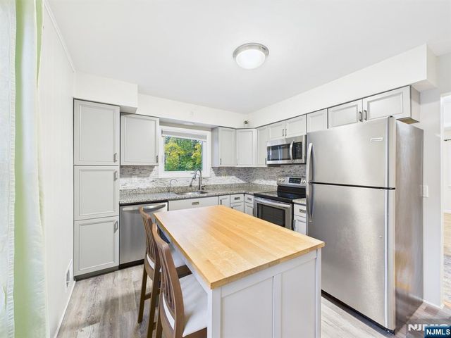 114 Ackerman Avenue, Ridgewood, NJ 07450