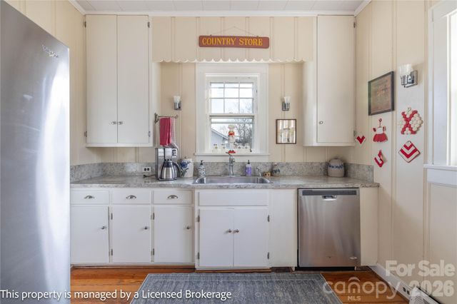 2 Tallassee Street, Badin, NC 28009