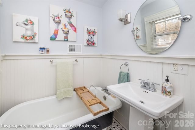 2 Tallassee Street, Badin, NC 28009