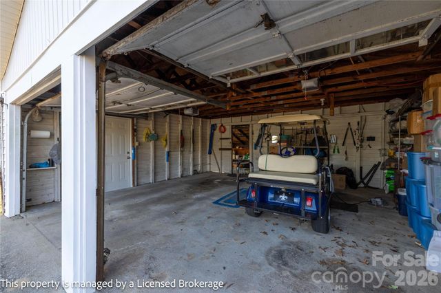 2 Tallassee Street, Badin, NC 28009