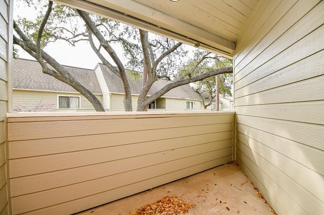 2367 Briarwest Boulevard, Houston, TX 77077