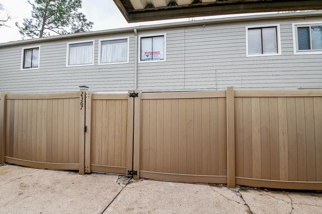 2367 Briarwest Boulevard, Houston, TX 77077