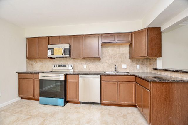 2367 Briarwest Boulevard, Houston, TX 77077