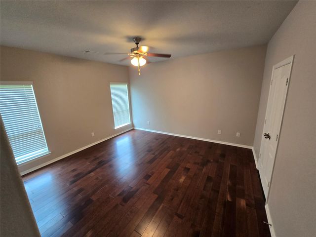 2027 Brookmont Drive, Conroe, TX 77301