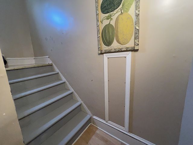 919 N Lee Street, Bloomington, IL 61701