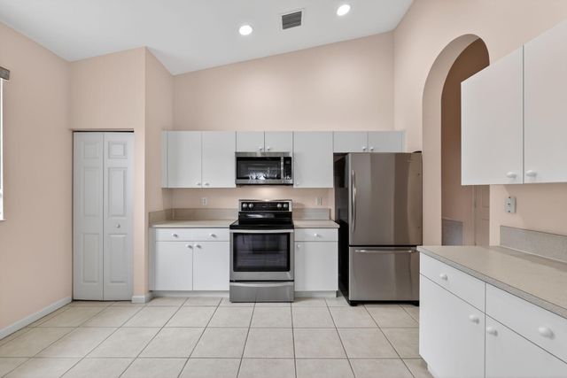 136 NW Lawton Road, Port St Lucie, FL 34986