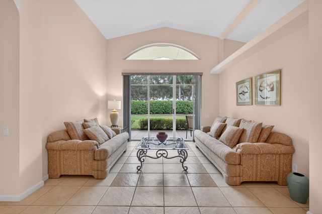 136 NW Lawton Road, Port St Lucie, FL 34986