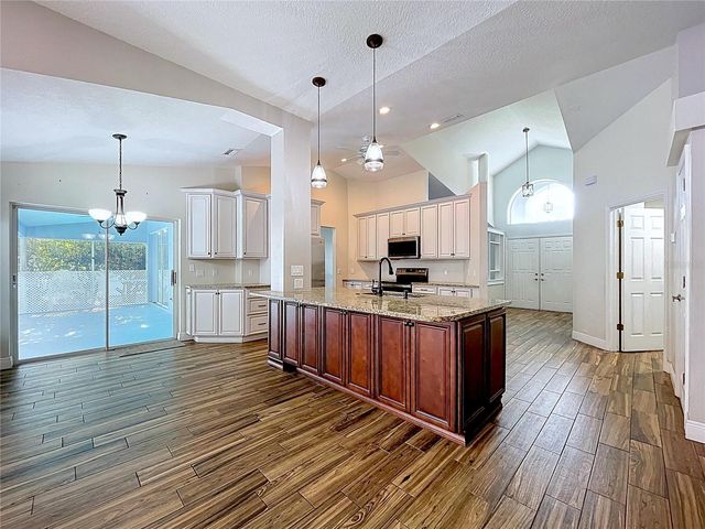 18812 BASCOMB LANE, Hudson, FL 34667