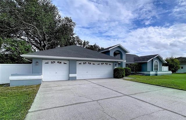 18812 BASCOMB LANE, Hudson, FL 34667