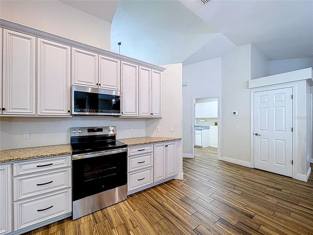 18812 BASCOMB LANE, Hudson, FL 34667