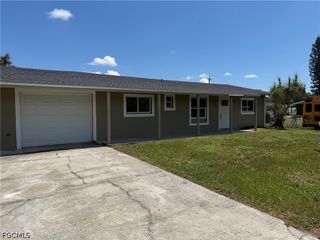 2199 Wyandotte AVE, Alva, FL 33920