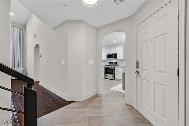 10210 Juniper Creek Lane, Las Vegas, NV 89145