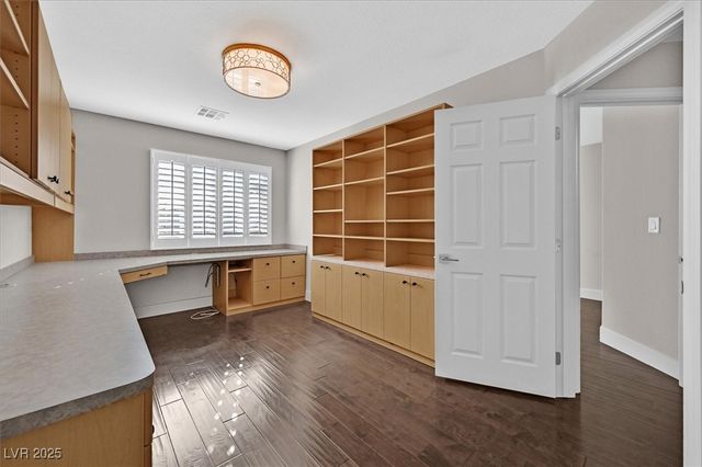 10210 Juniper Creek Lane, Las Vegas, NV 89145