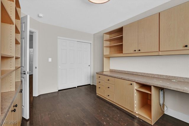 10210 Juniper Creek Lane, Las Vegas, NV 89145