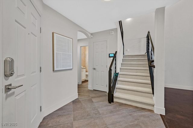 10210 Juniper Creek Lane, Las Vegas, NV 89145